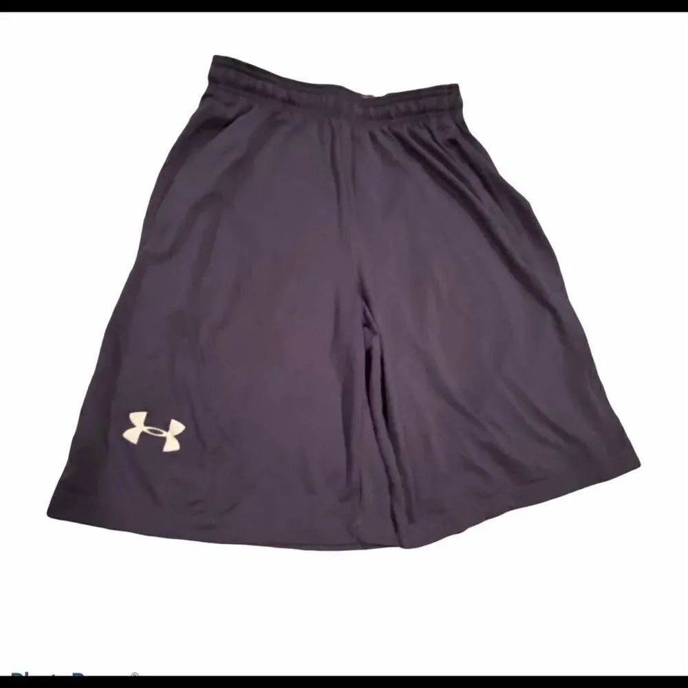 Under Armour Navy Shorts Sz Small With Pockets